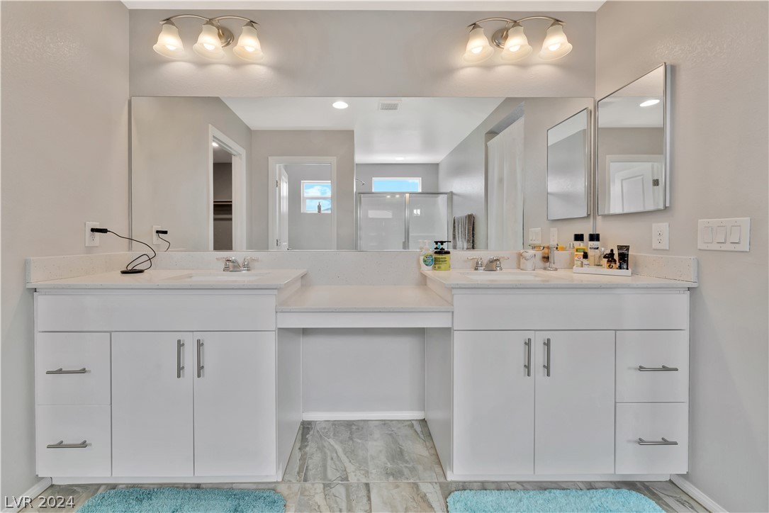 101 Rock Crossing Avenue