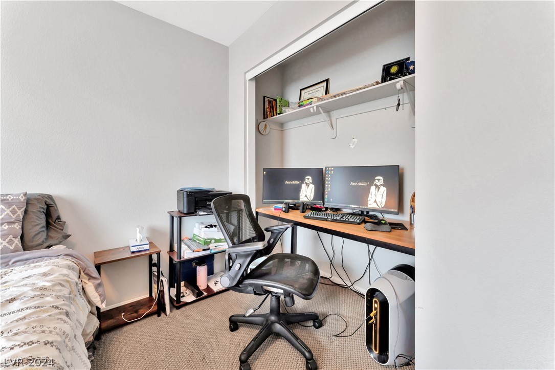 101 Rock Crossing Avenue