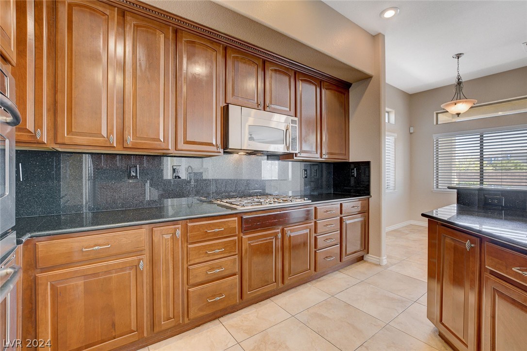 8410 Tevere Valley Street