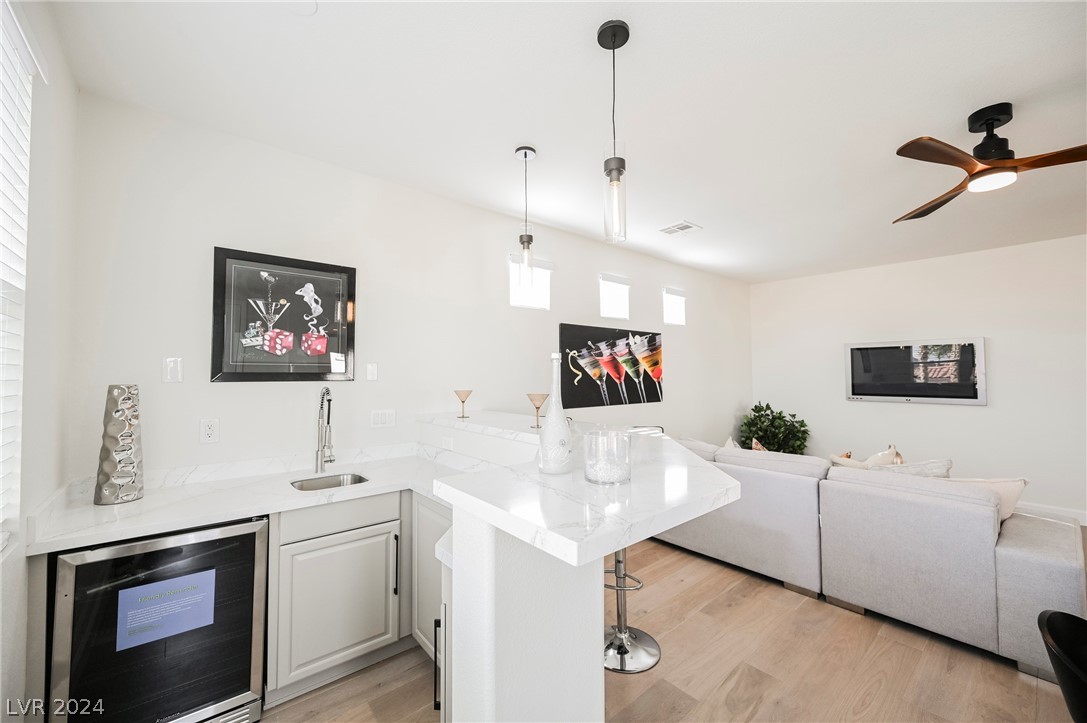 932 White Feather Lane