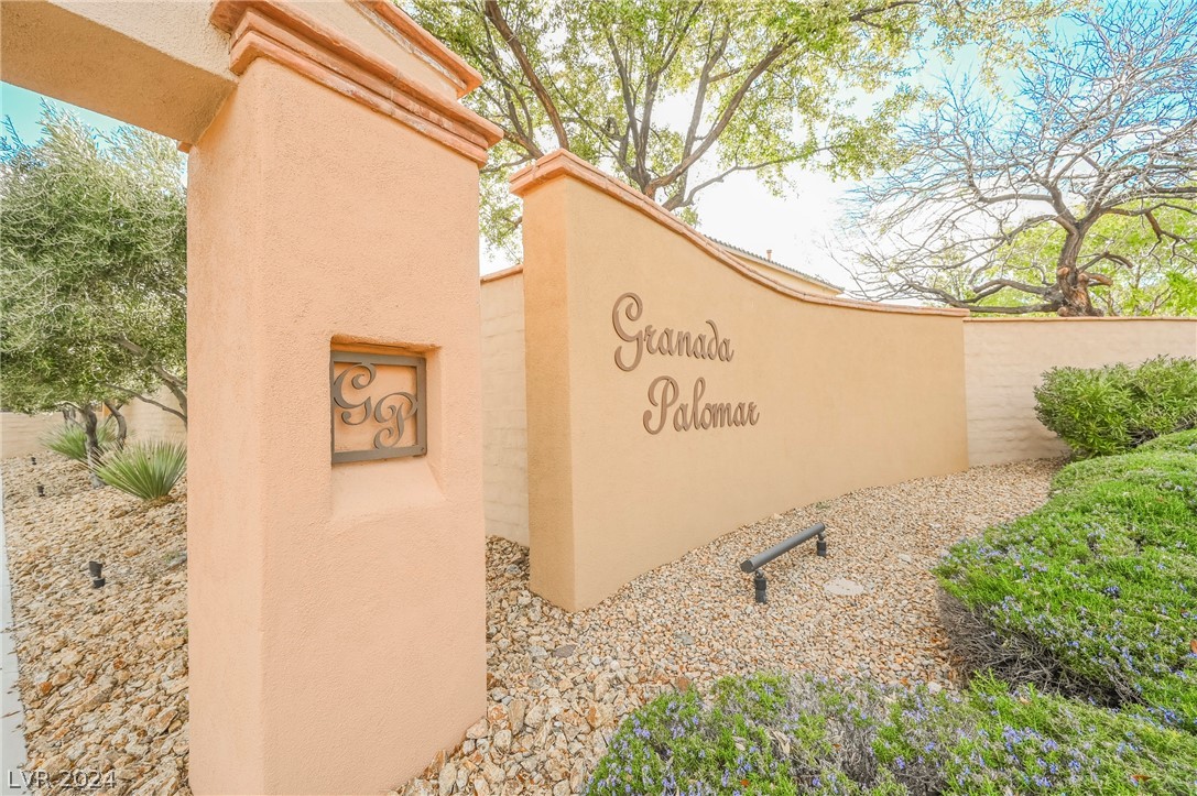 932 White Feather Lane