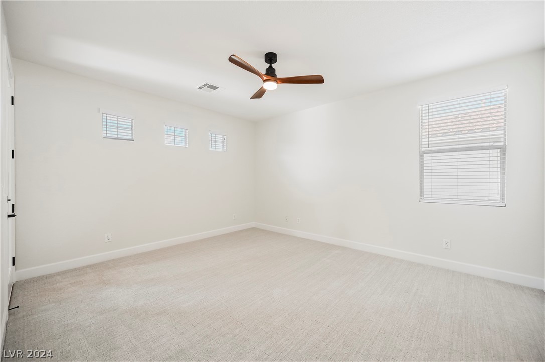 932 White Feather Lane