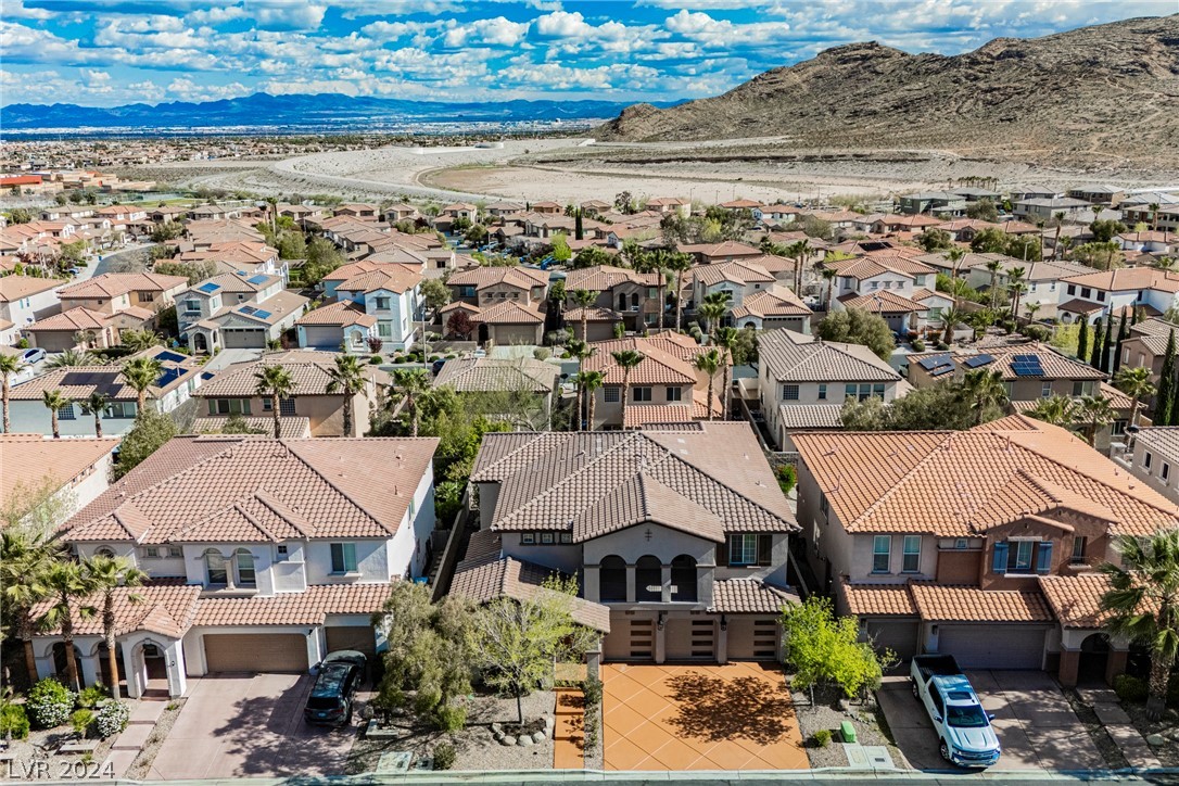 932 White Feather Lane