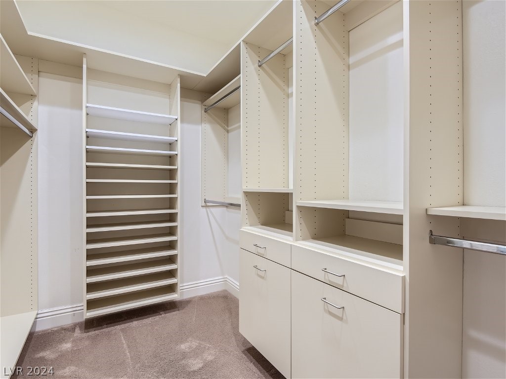 4507 Regalo Bello Street