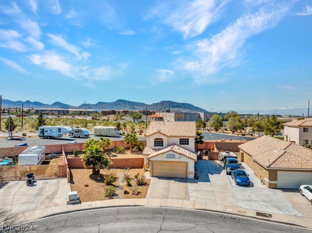 733 Tawney Eagle Street