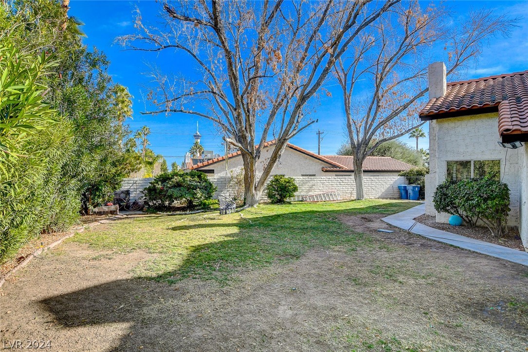 2408 El Cortez Avenue