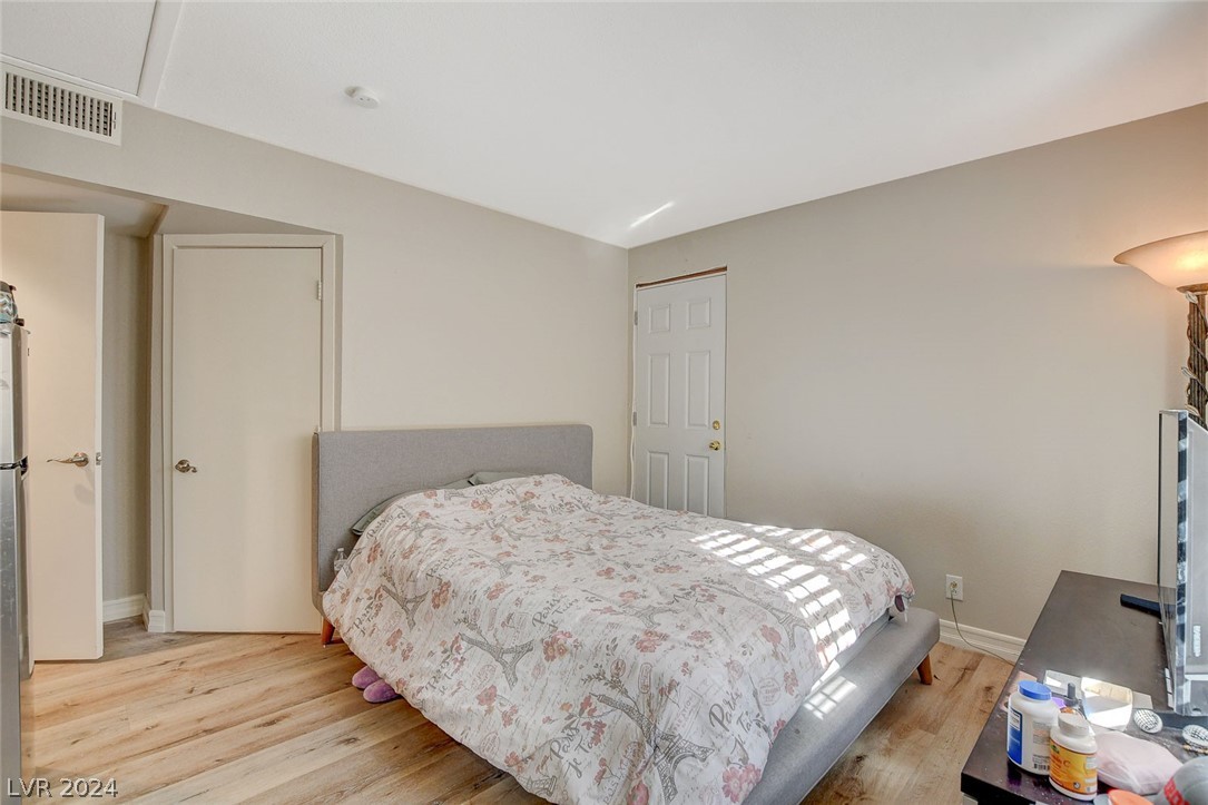 2408 El Cortez Avenue