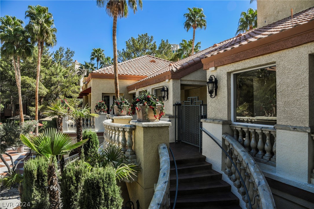 260 East Flamingo Road 305
