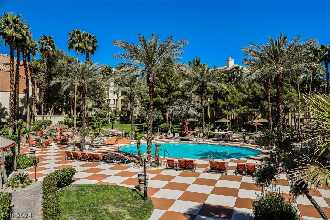 260 East Flamingo Road 305