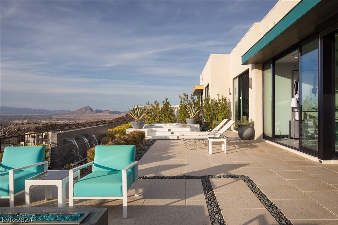 419 Tranquil Peak Court