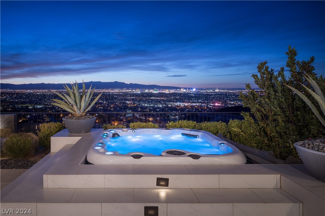 419 Tranquil Peak Court