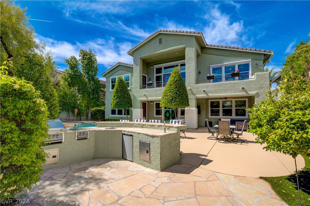 1012 Emerald Tint Court