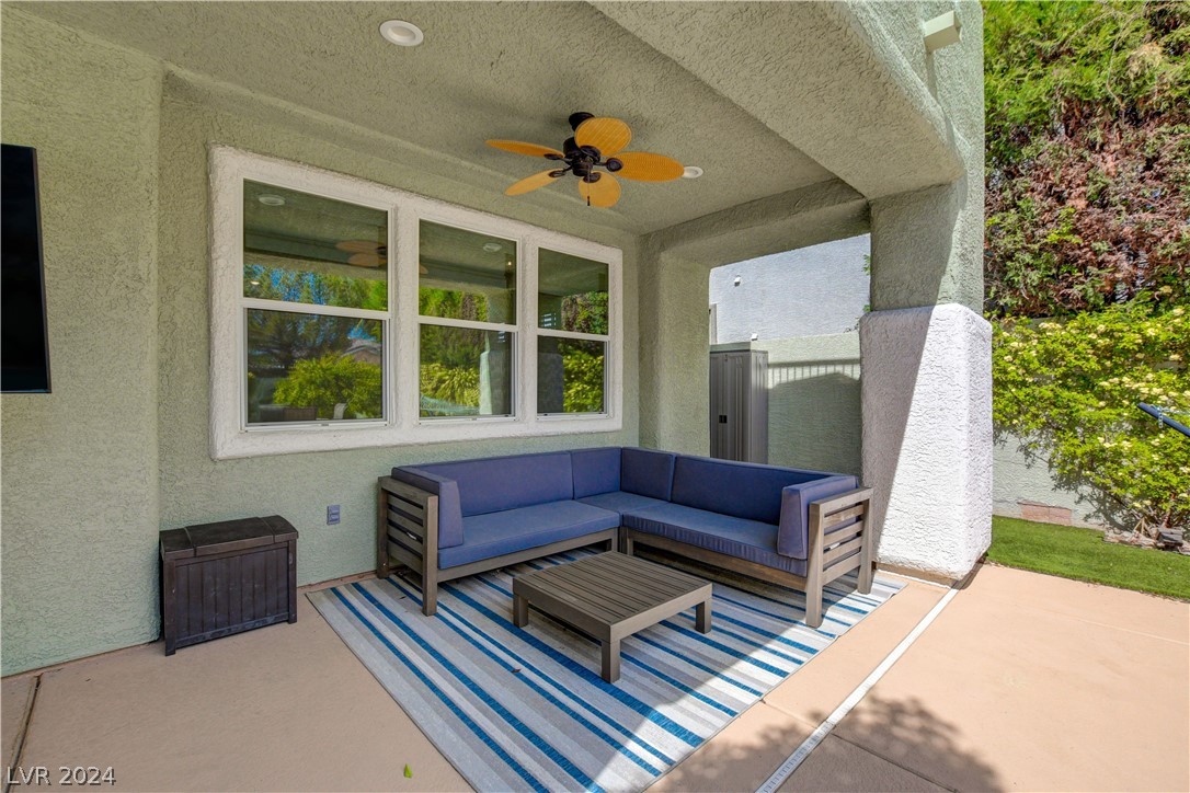 1012 Emerald Tint Court