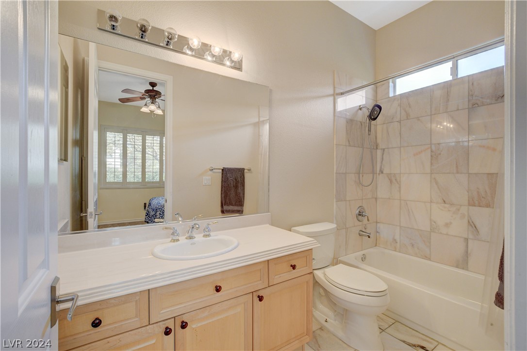 1012 Emerald Tint Court