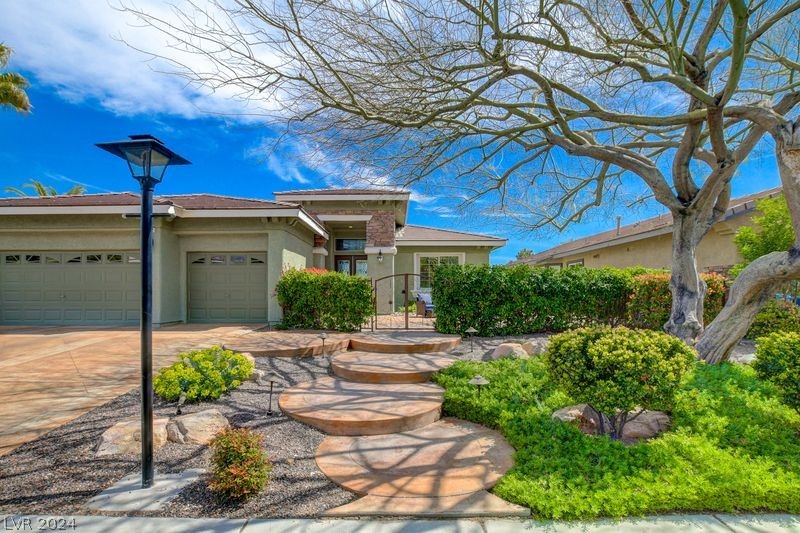 1012 Emerald Tint Court