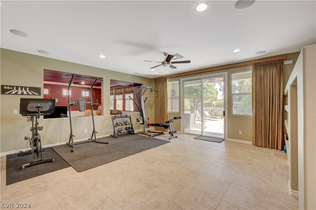 1012 Emerald Tint Court