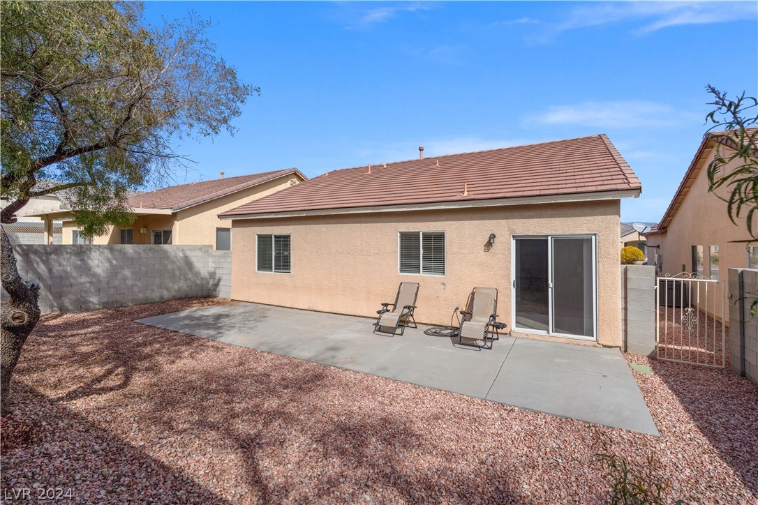 8049 Hesperides Avenue