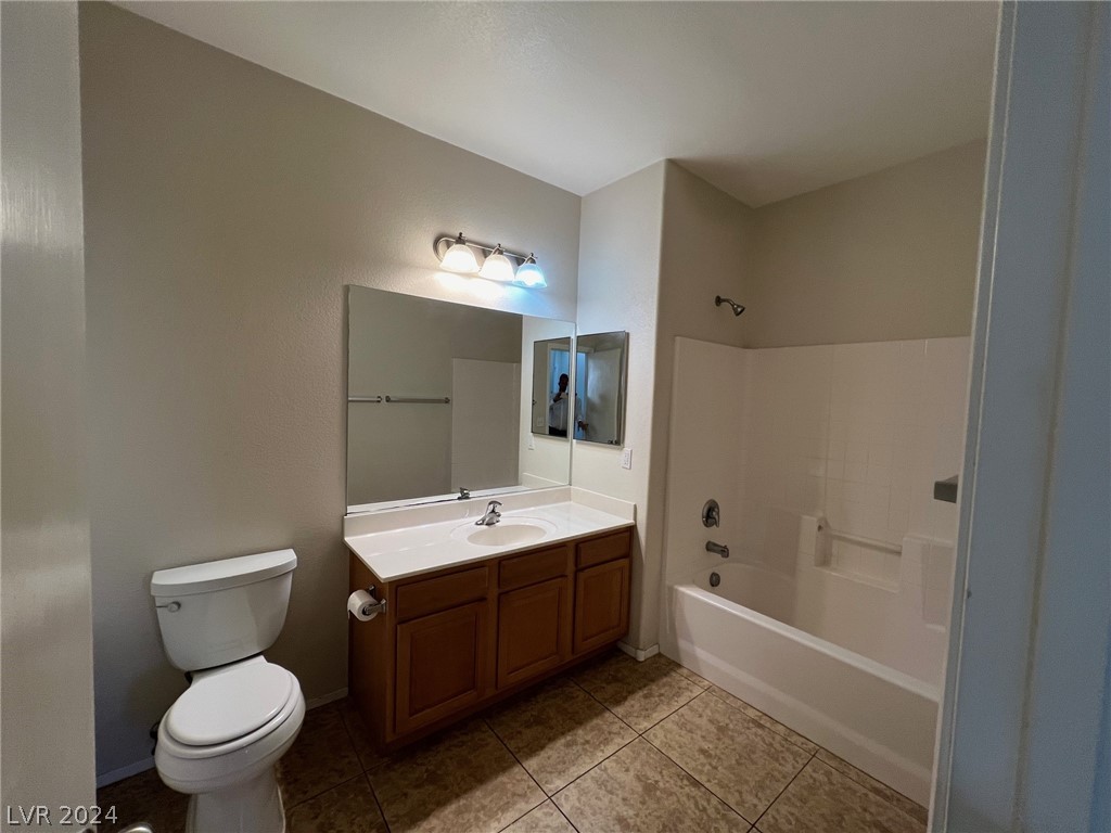 4437 Dover Straight Street 204