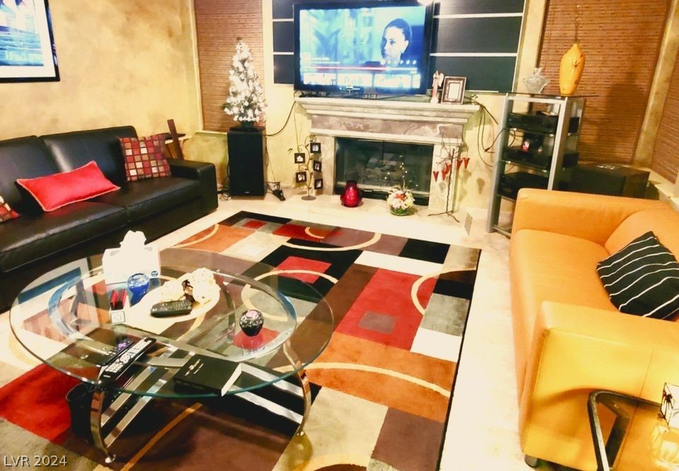 8333 Opal Cove Drive