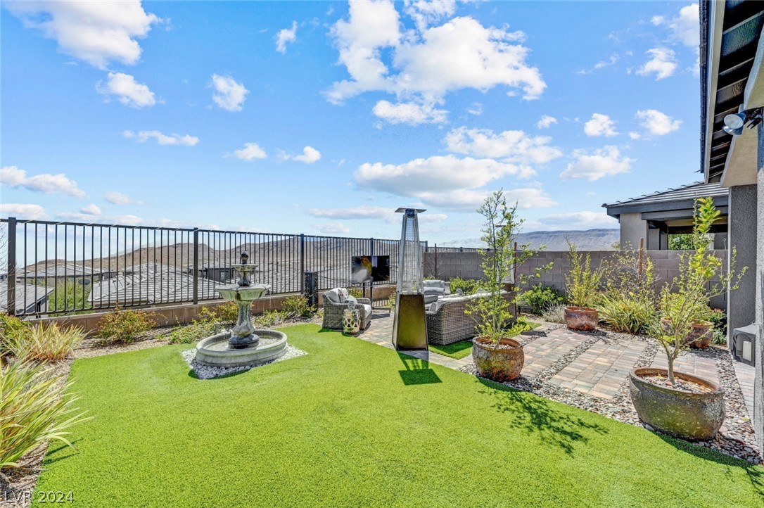 12540 Skylight View Street