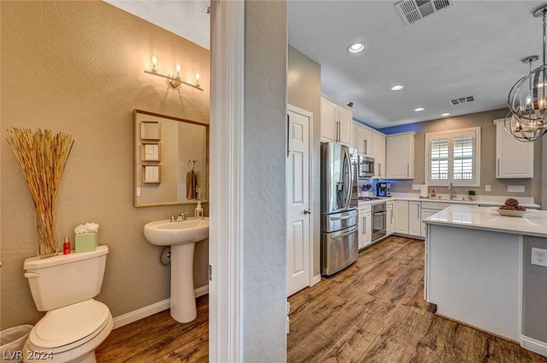 12540 Skylight View Street