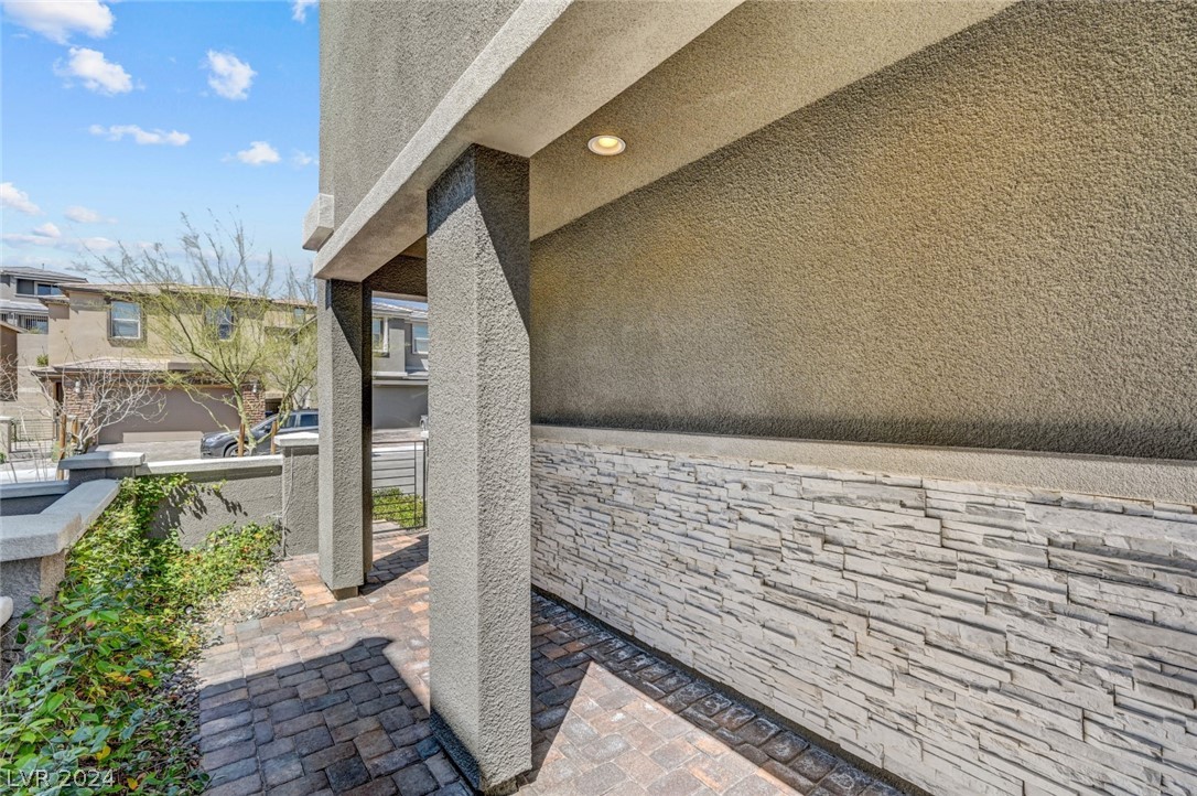 12540 Skylight View Street
