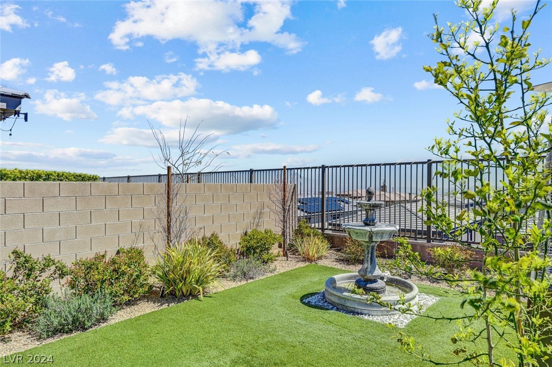 12540 Skylight View Street