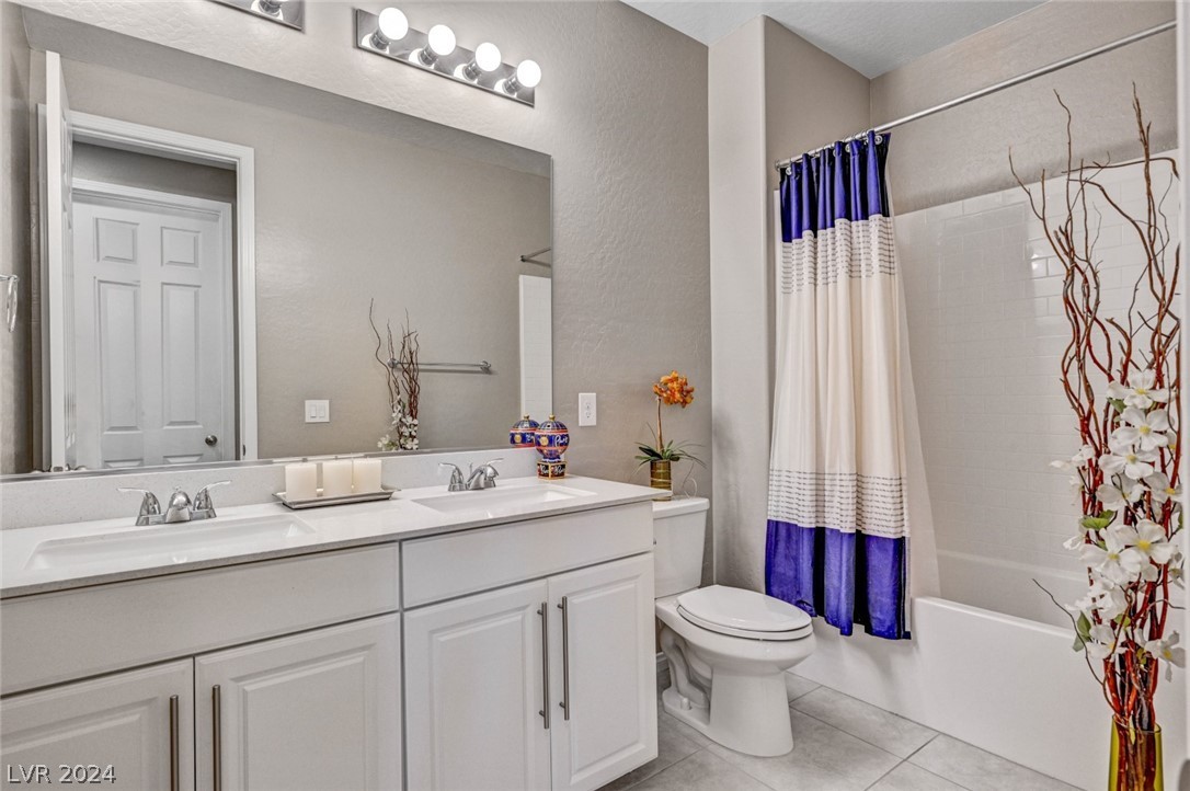 12540 Skylight View Street