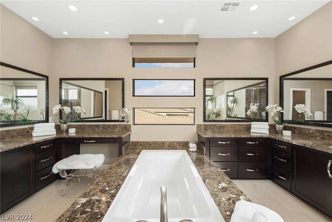 36 HUNTING HORN Drive