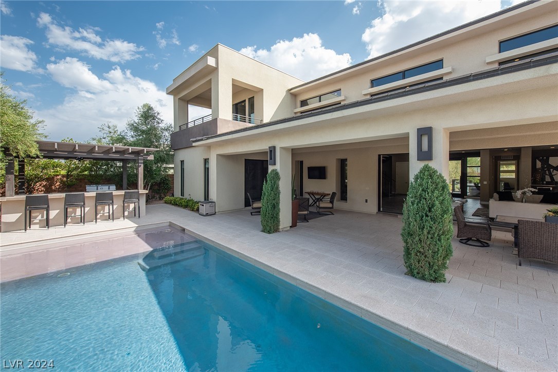 36 HUNTING HORN Drive