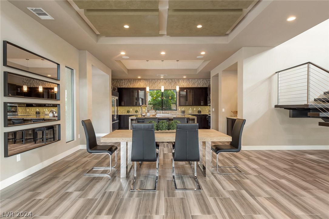 36 HUNTING HORN Drive