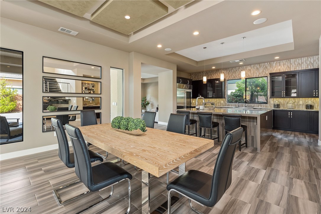 36 HUNTING HORN Drive