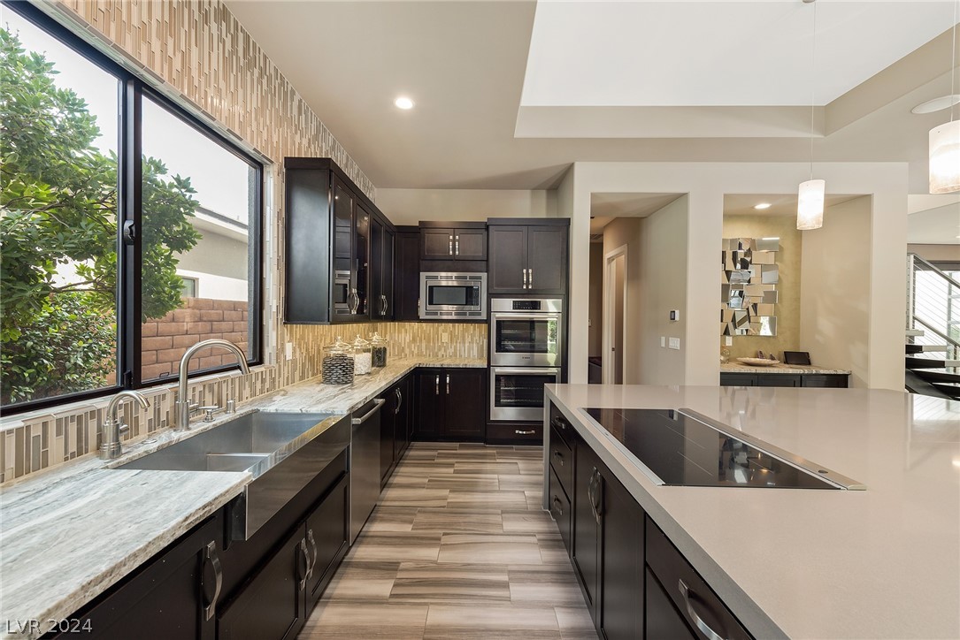 36 HUNTING HORN Drive