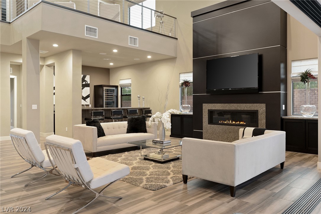 36 HUNTING HORN Drive