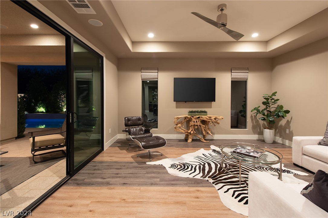 36 HUNTING HORN Drive