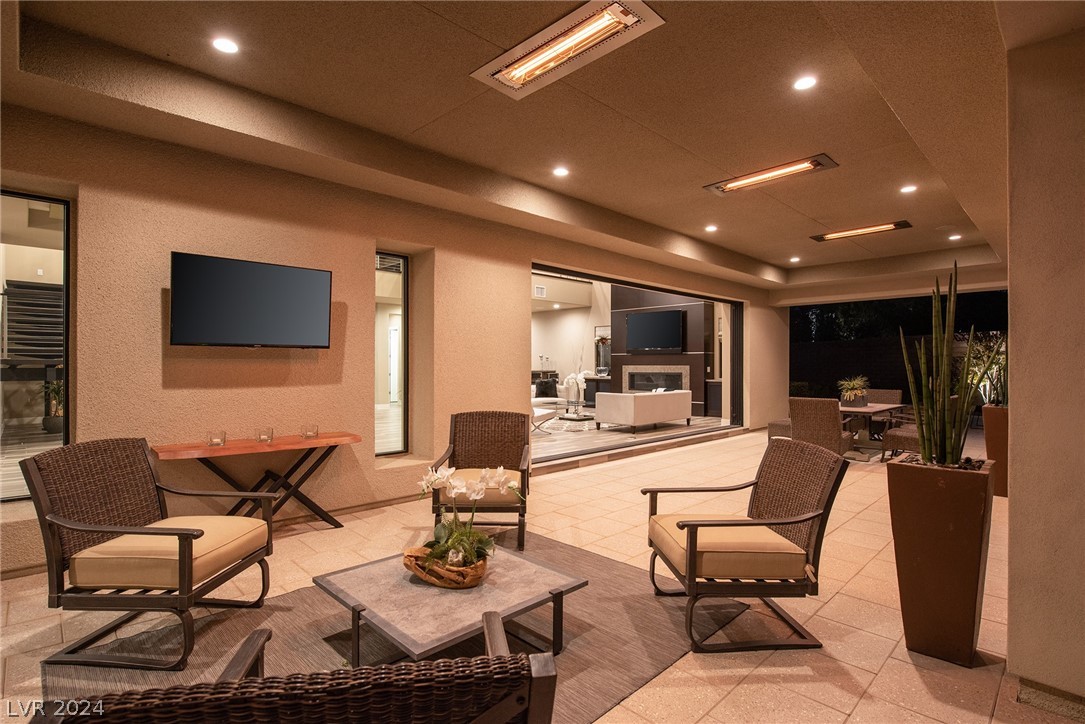 36 HUNTING HORN Drive
