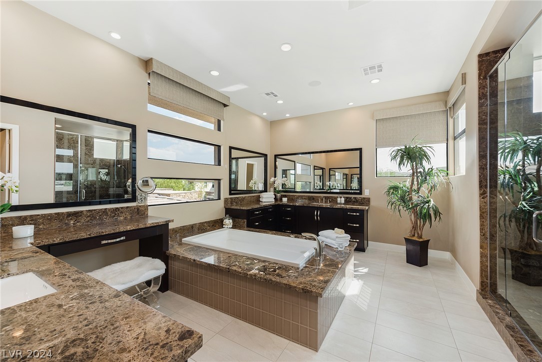 36 HUNTING HORN Drive