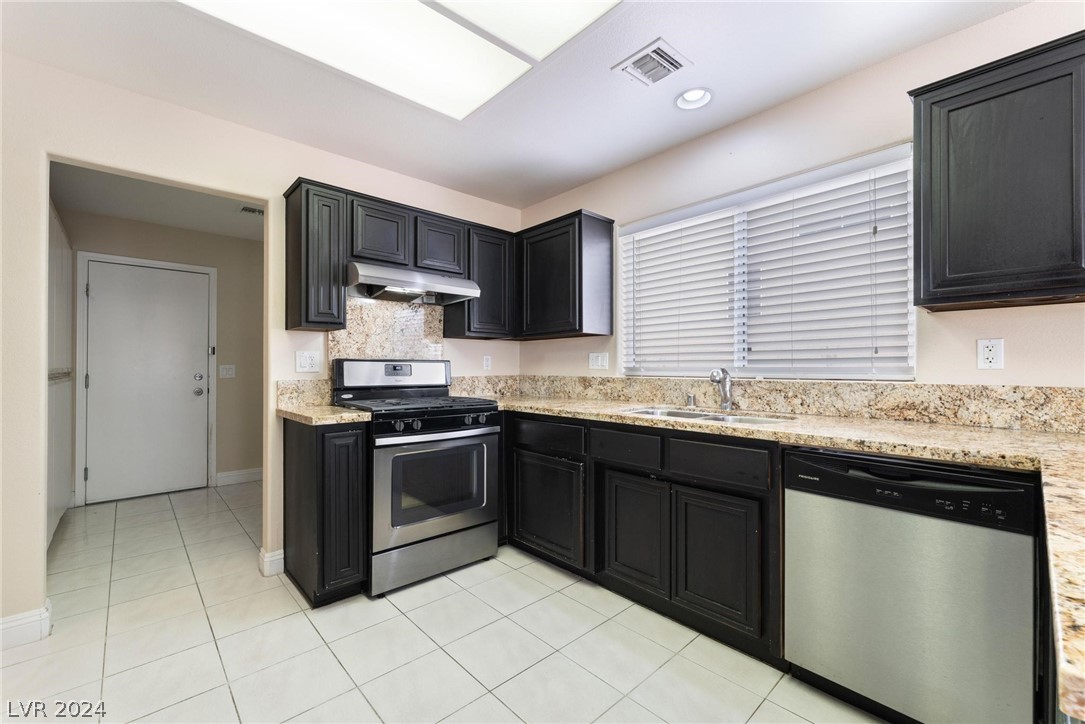 9828 Rosamond Drive