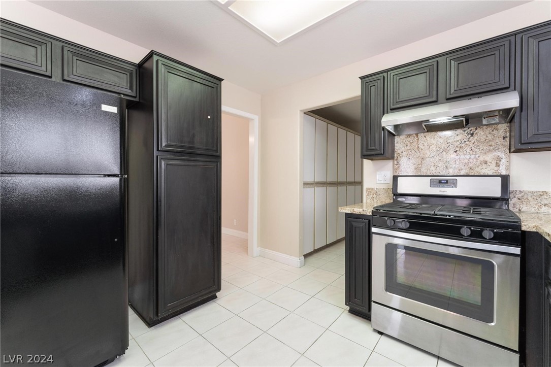9828 Rosamond Drive