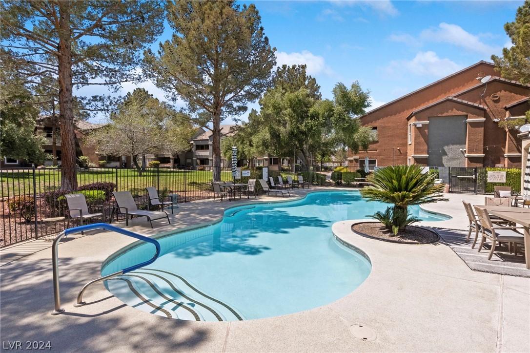 555 East Silverado Ranch Boulevard 1174