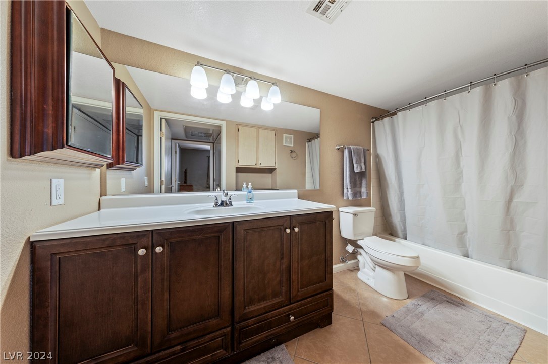 555 East Silverado Ranch Boulevard 1174