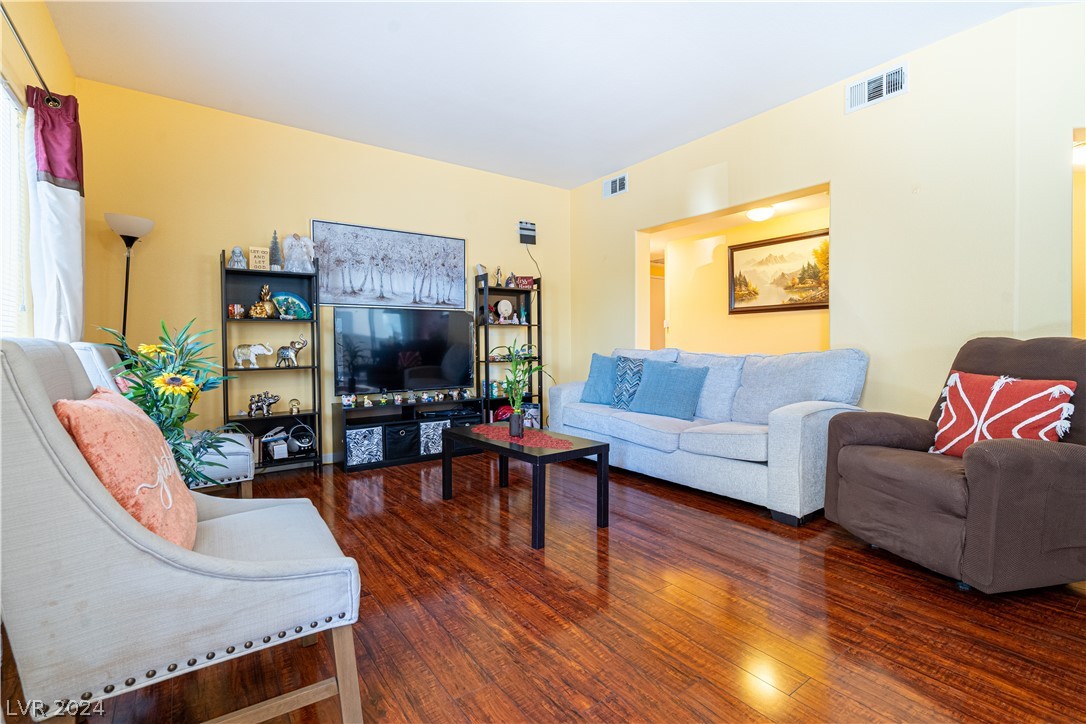 1881 West Alexander Road 1056