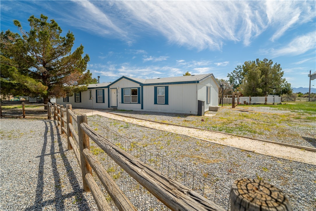 1201 Black Street