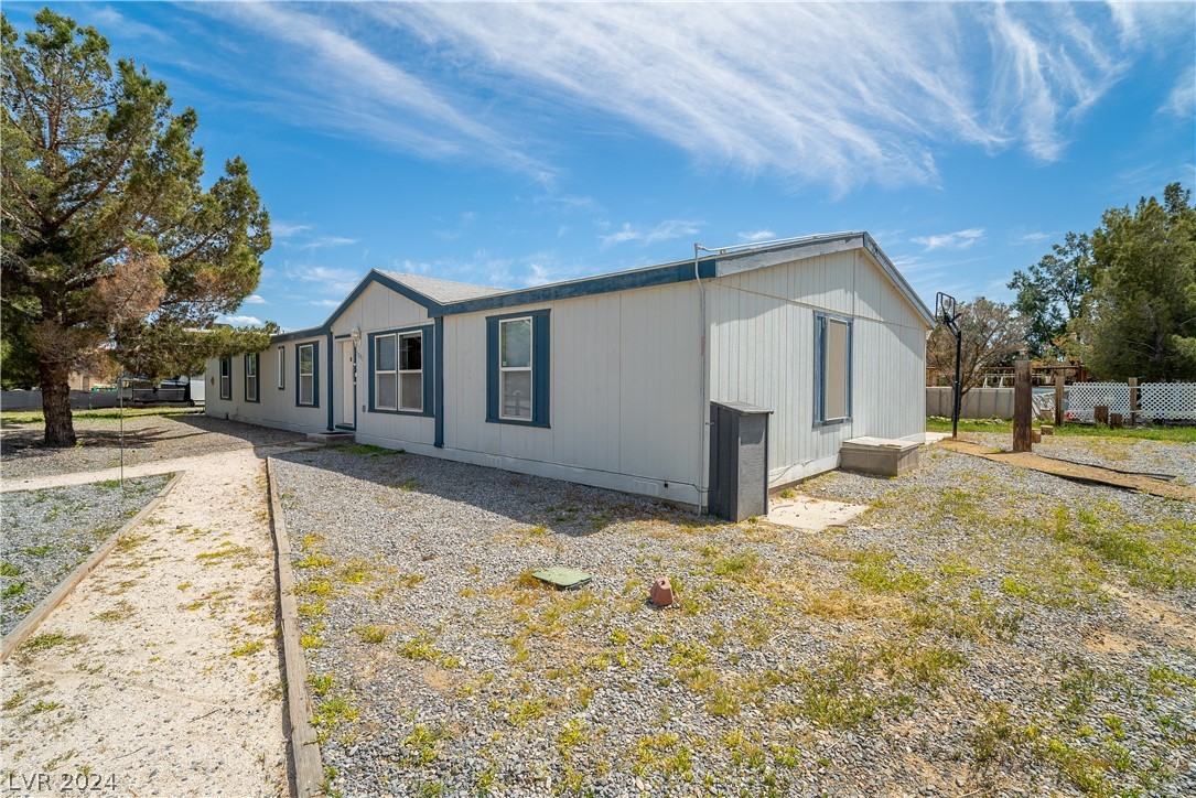 1201 Black Street