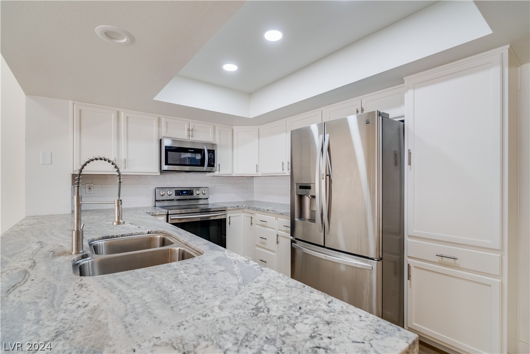 5627 Vineyard Lane