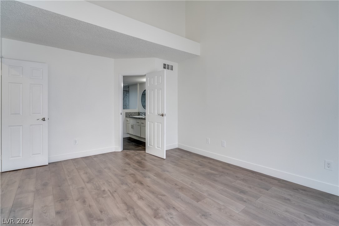 5627 Vineyard Lane