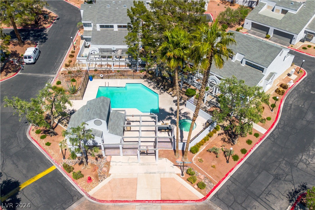 5627 Vineyard Lane