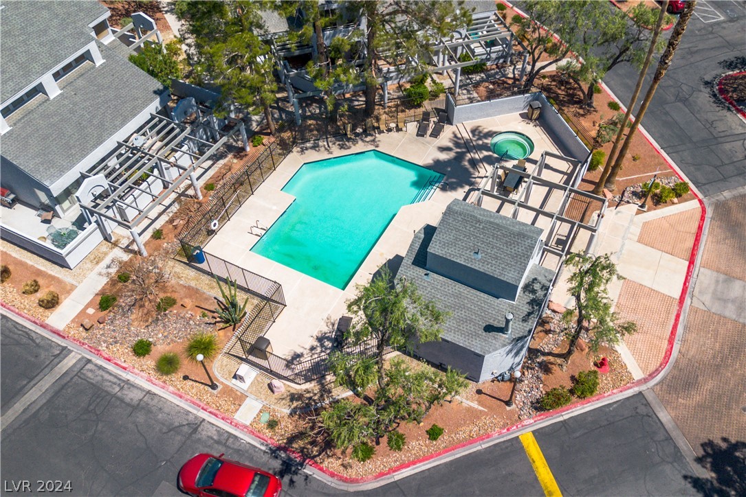 5627 Vineyard Lane