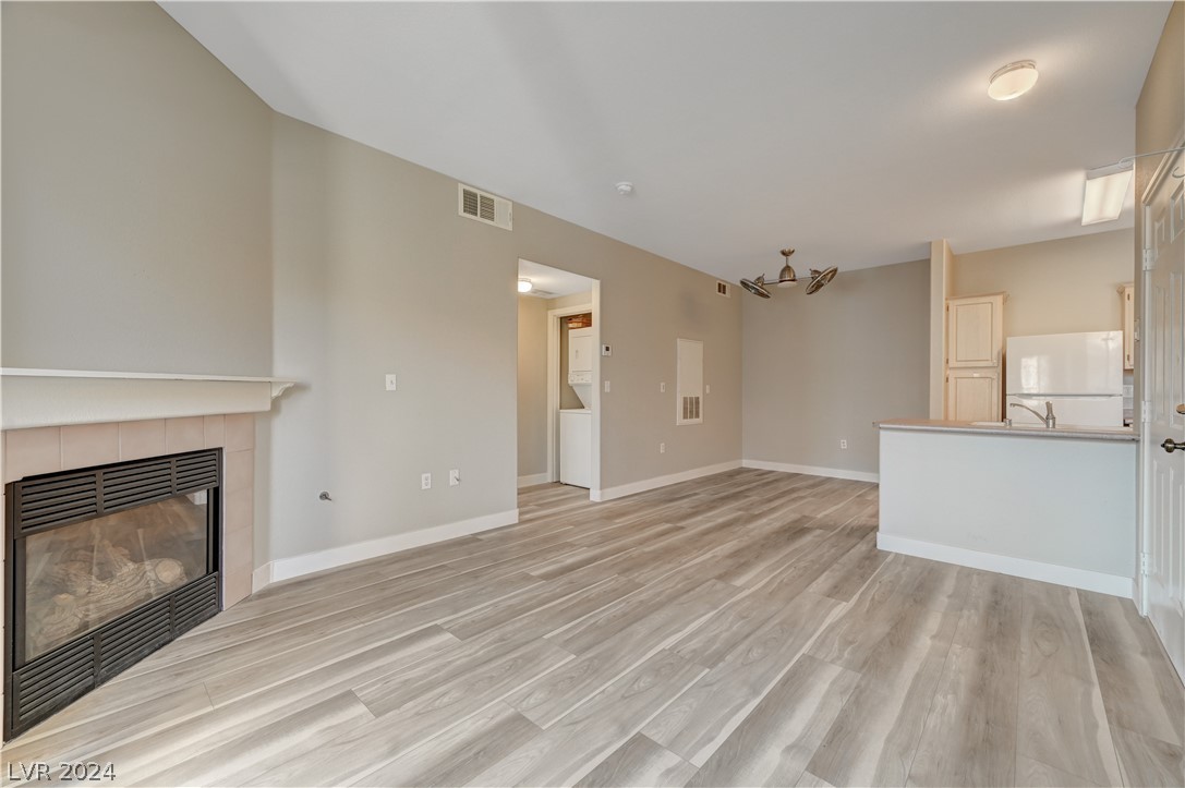 855 North Stephanie Street 2616