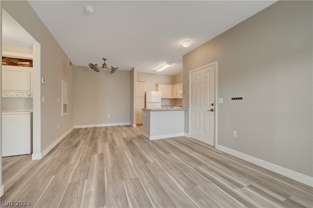 855 North Stephanie Street 2616